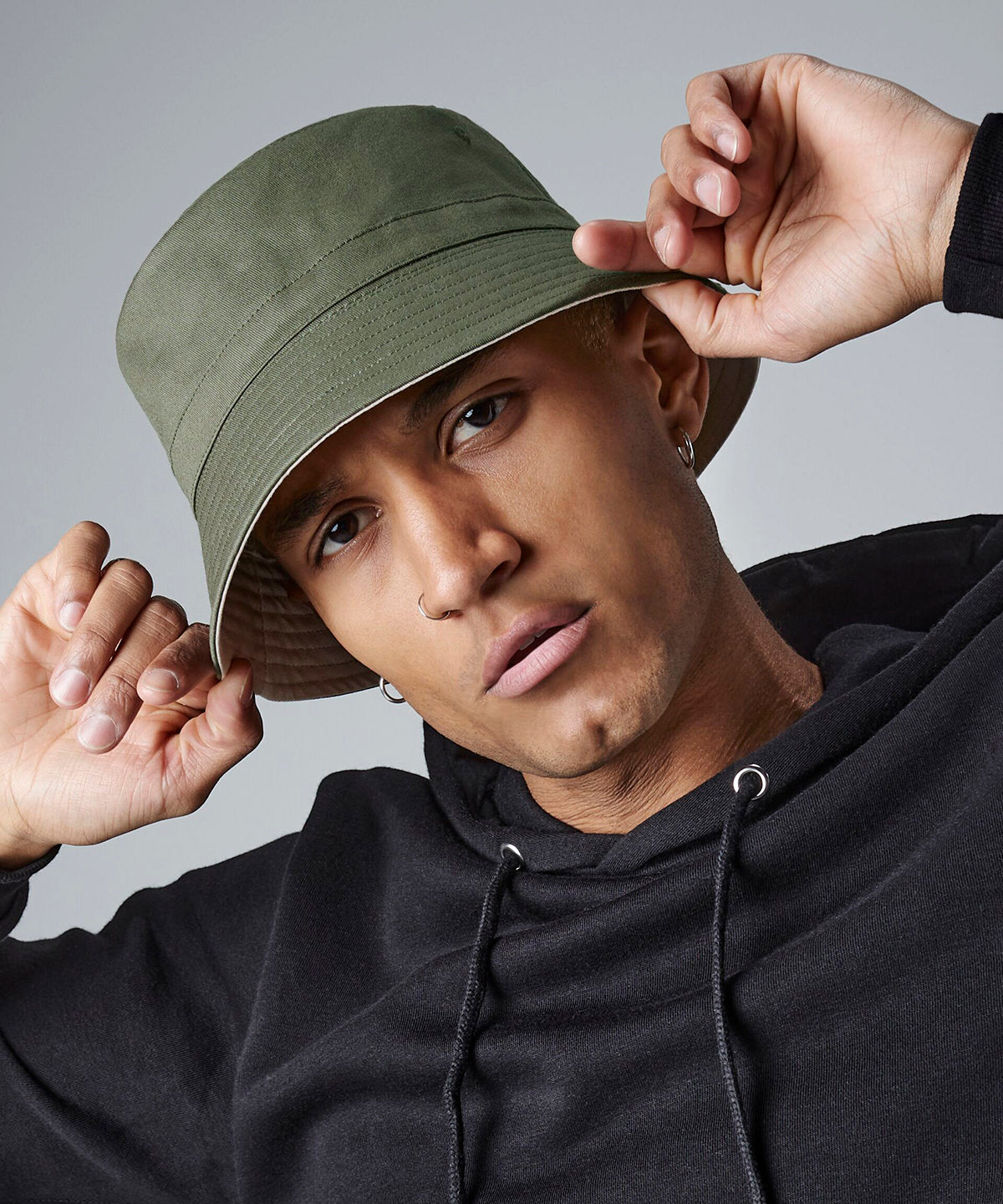 Reversible Bucket Hat in Dual-Tone Colors with Comfortable Fit for All Sizes French Navy/White / S/M
