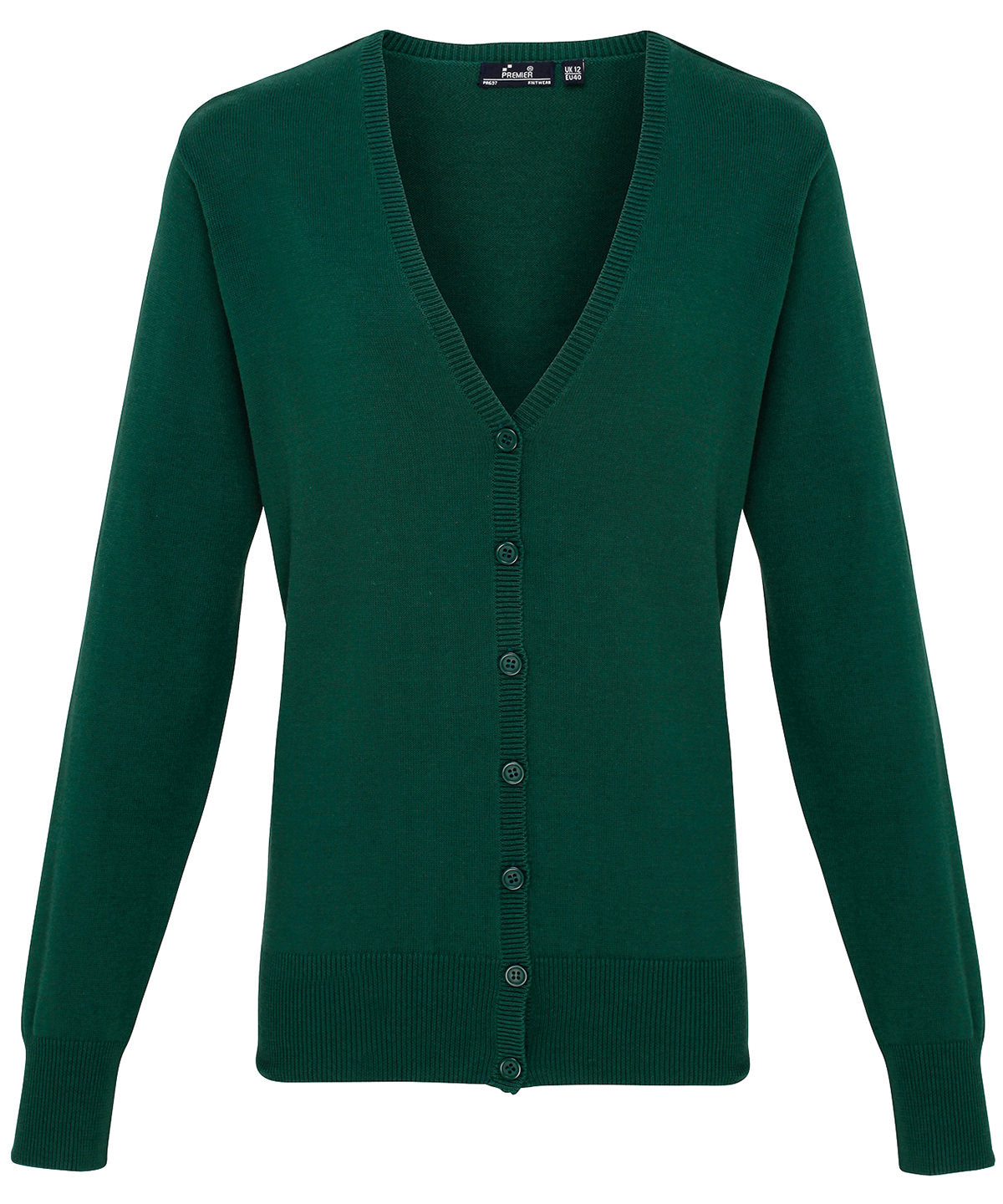 Women's button-through knitted cardigan with classic fit and comfortable design