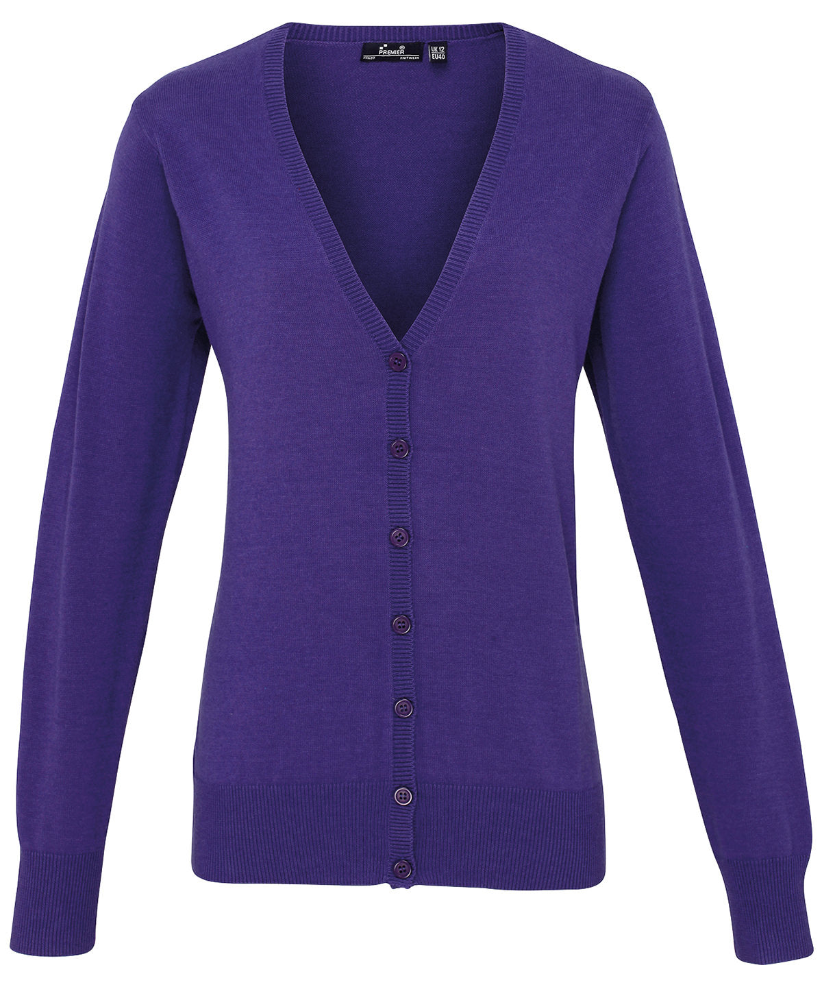 Women's button-through knitted cardigan with classic fit and comfortable design