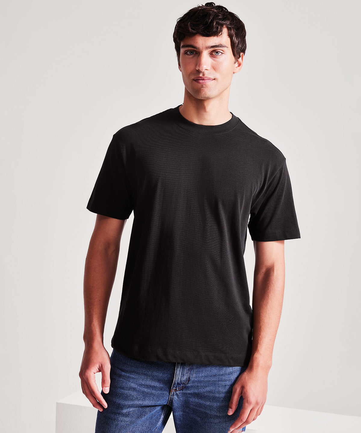 Anthem heavyweight t-shirt in a classic fit, available in multiple sizes and colors