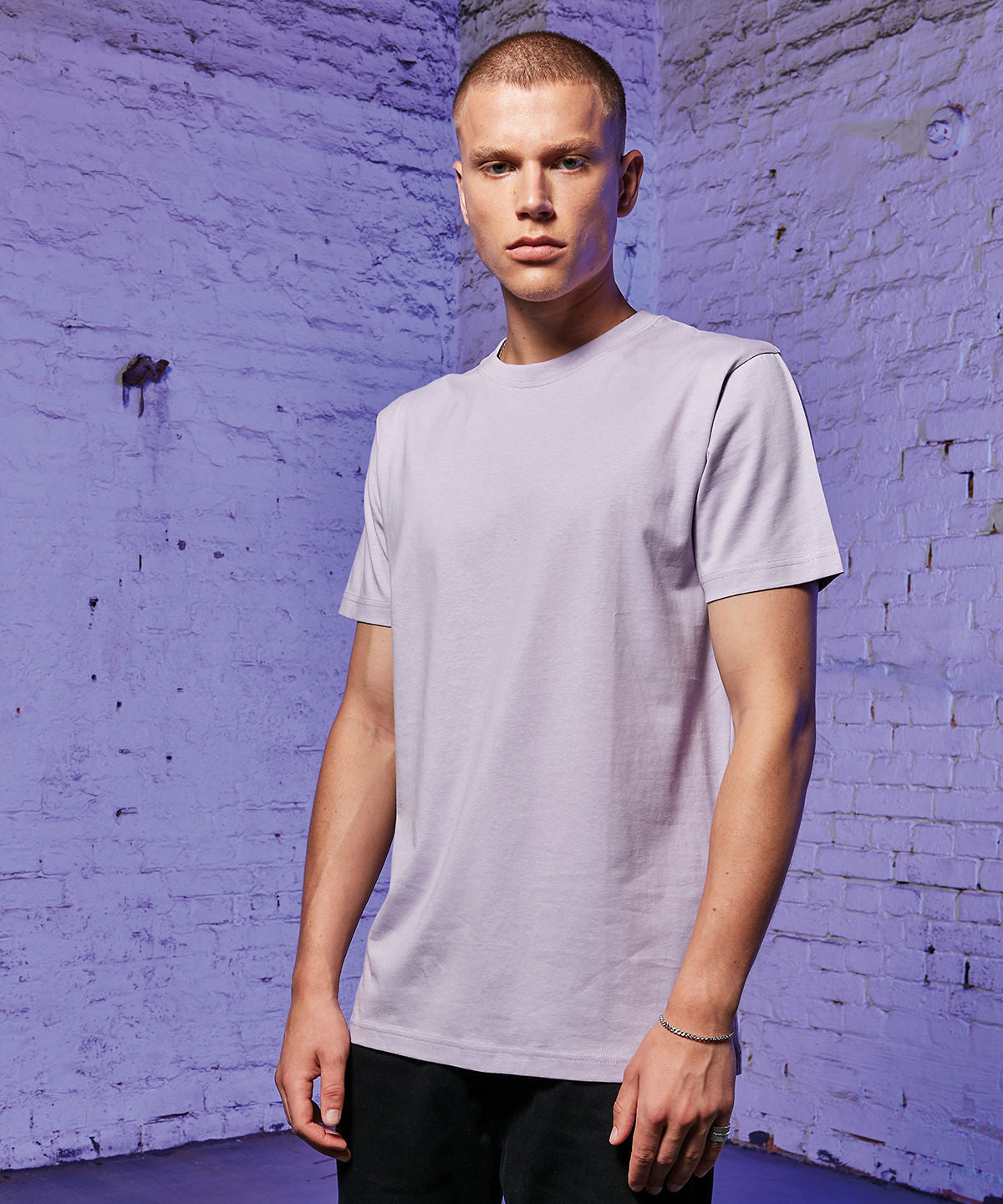 T-shirt round-neck classic casual tee - soft cotton crew for everyday wear