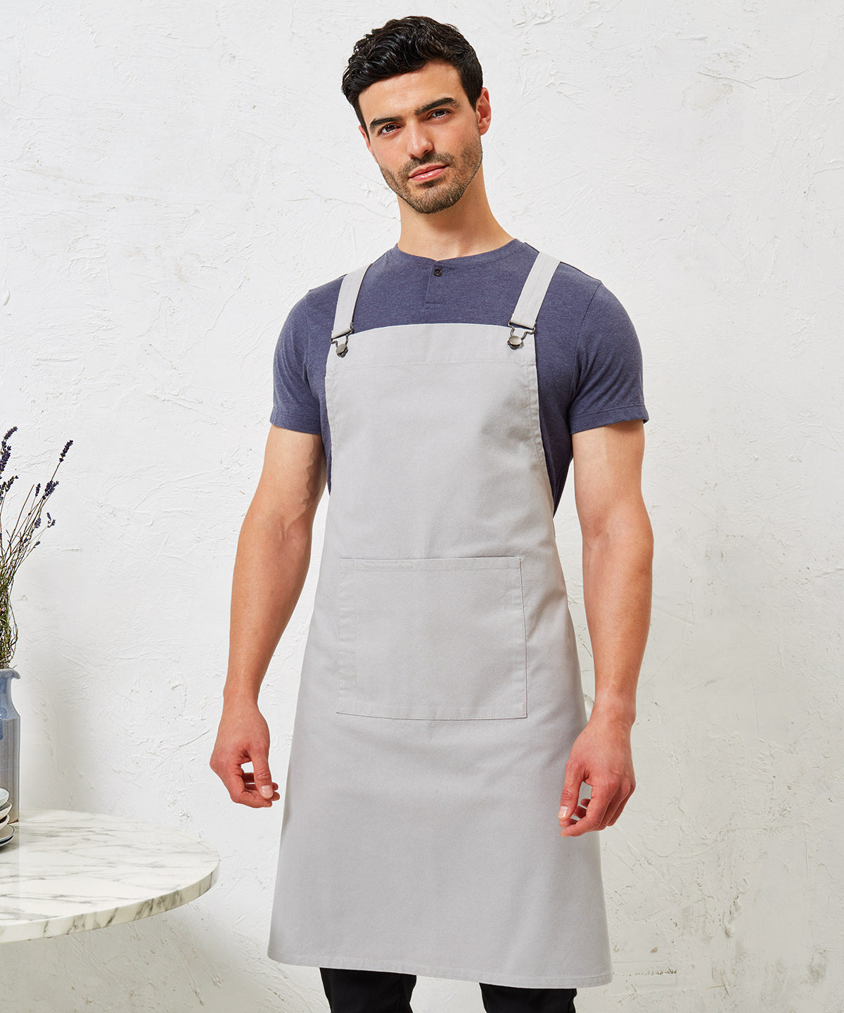 Cross back 'barista' bib apron - One size - Heavy-duty cafe workwear with pockets