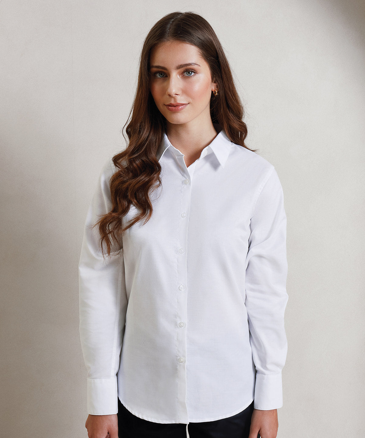 Women's signature Oxford long sleeve shirt, classic tailored button-down for everyday