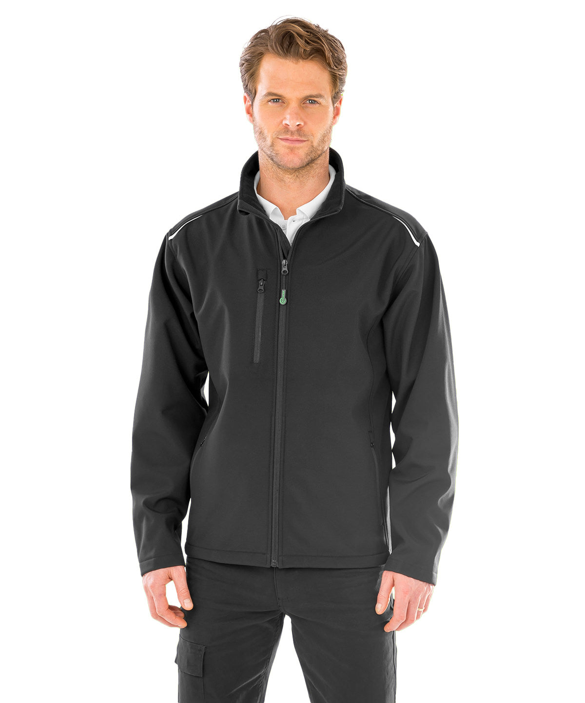 Recycled 3-layer printable softshell jacket with sustainable materials and versatile design